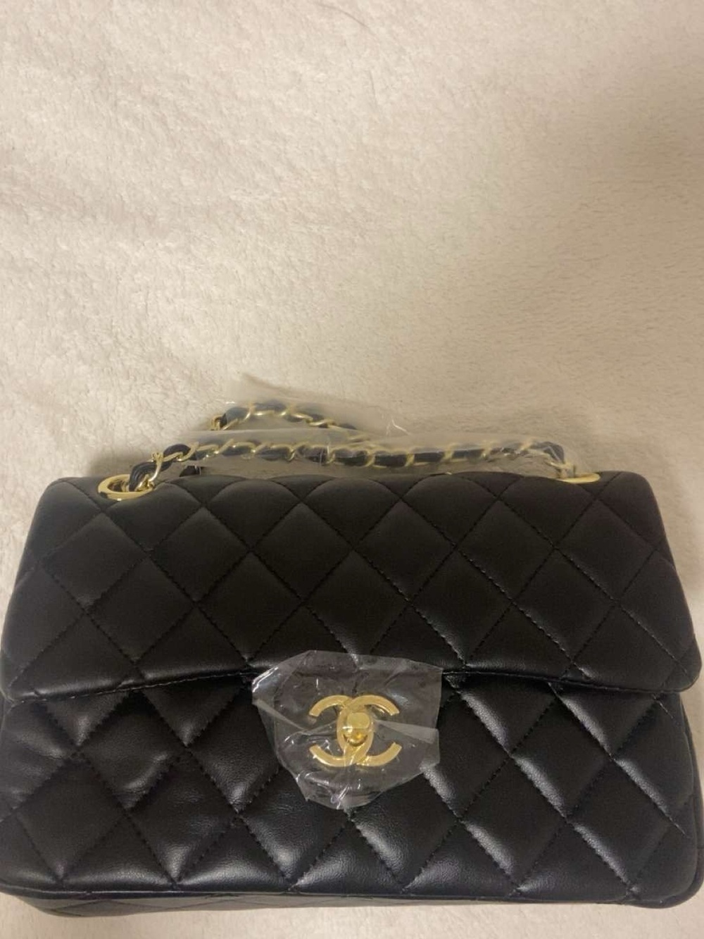 Women’s Black Quilted Shoulder Bag